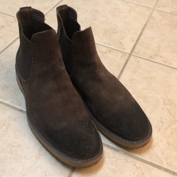 Burberry men’s suede shoe. size 11. - Picture 3 of 3